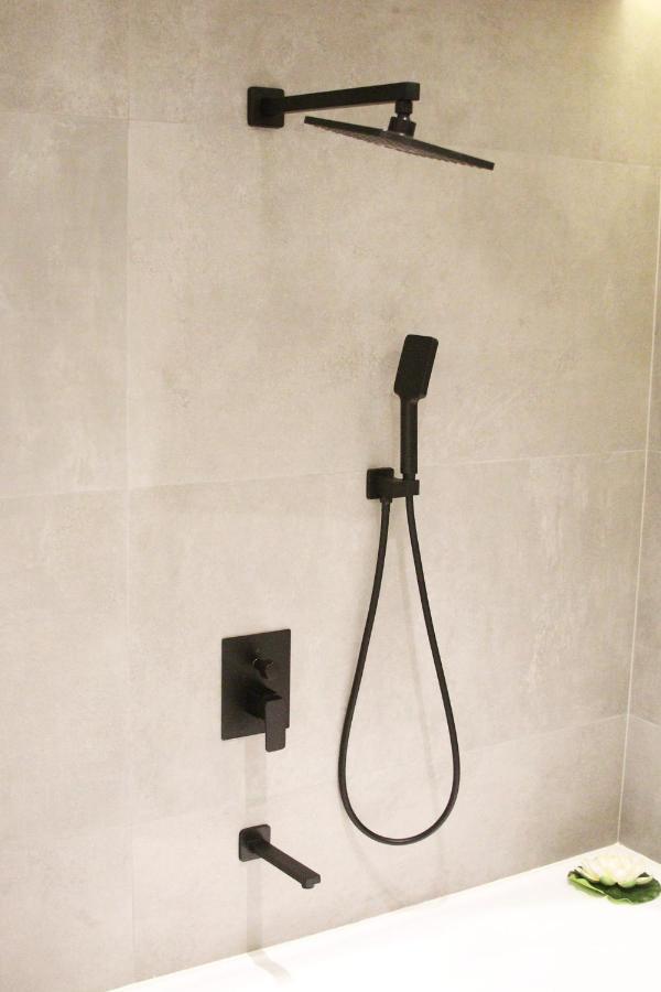 K58 Luxury Apartment Monastiraki Metro Station Acropolis Jacuzzi Aten Exteriör bild